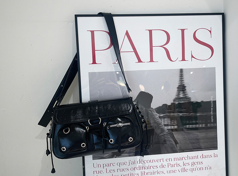 보스투숄더백 레더 블랙 크로스 여성 가방 포켓 끈